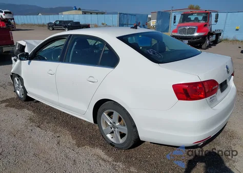 2012 Volkswagen Jetta Tdi from USA, damaged, VIN 3VWLL7AJ7CM424682
